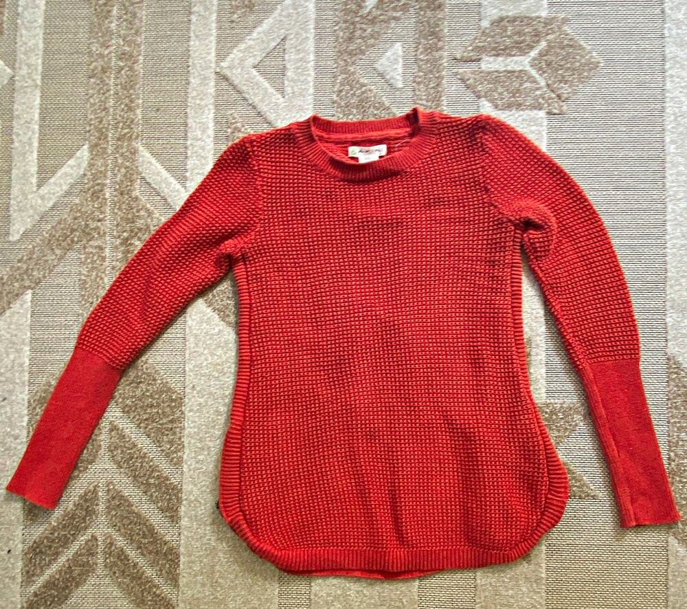 Akini women’s XS Orange Knit Pullover Sweater Long Sleeve Crew Neck Zip